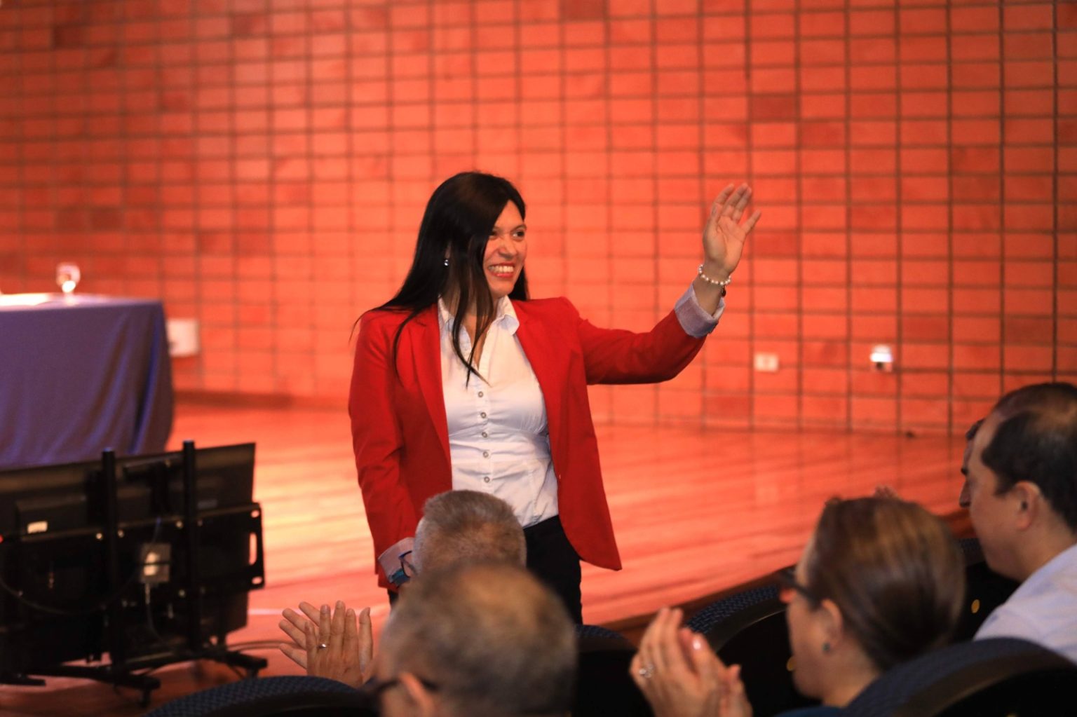 Imagen principal del artículo: TEC elige a María Estrada Sánchez como nueva rectora: es la primer mujer electa en el cargo