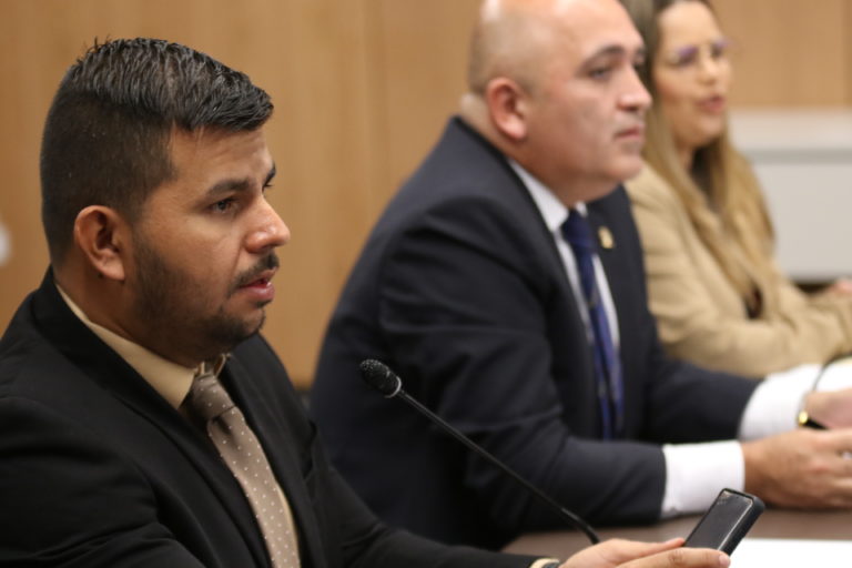 Diputado de Nueva República propone incorporar extorsión sexual en el Código Penal