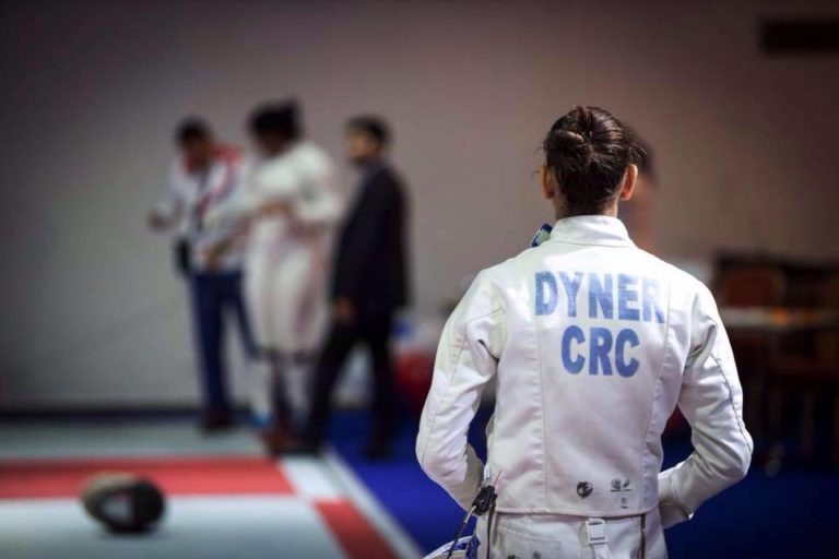 Esgrimista tica Karina Dyner quedó quinta de América