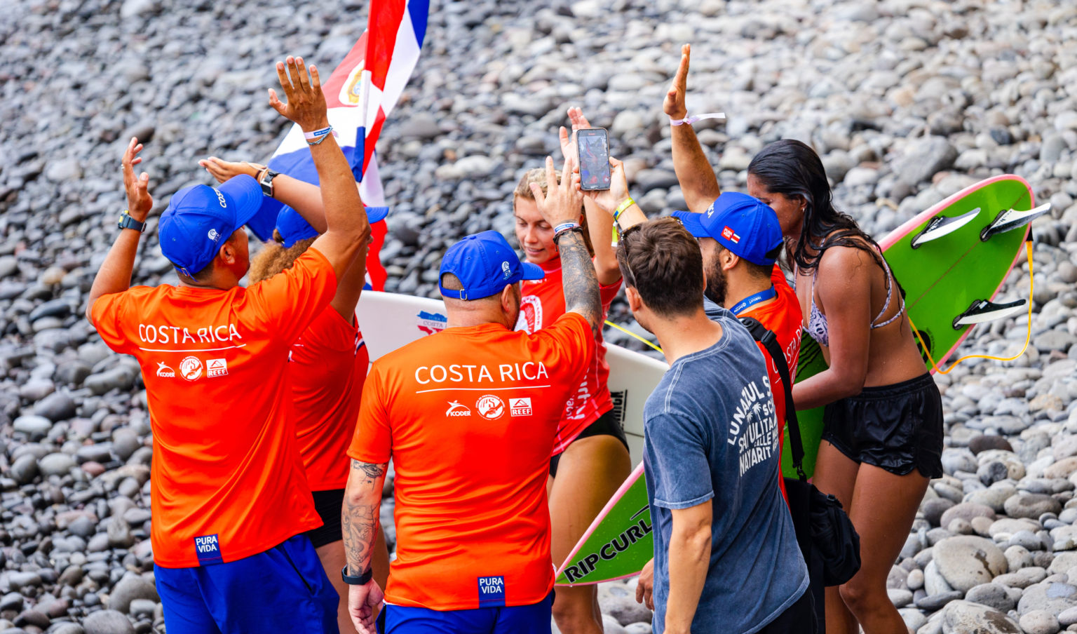 Imagen principal del artículo: Costa Rica fue la selección #14 del mundo y #5 de América en el Mundial de Surf 2023