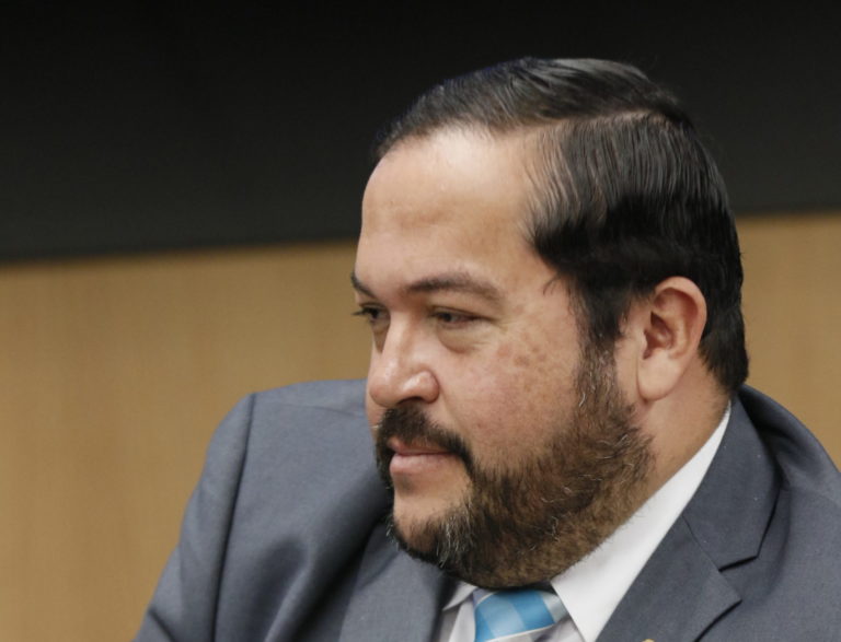 Diputado Danny Vargas anuncia voto a favor reelección del magistrado Luis Porfirio Sánchez