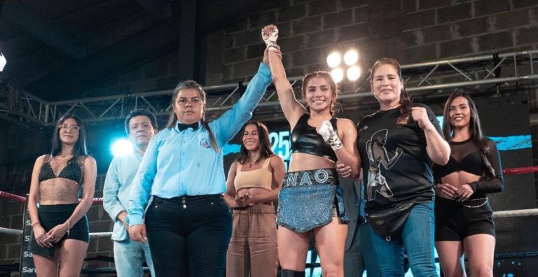 Está imparable: boxeadora tica Naomy Valle consigue su novena victoria como profesional