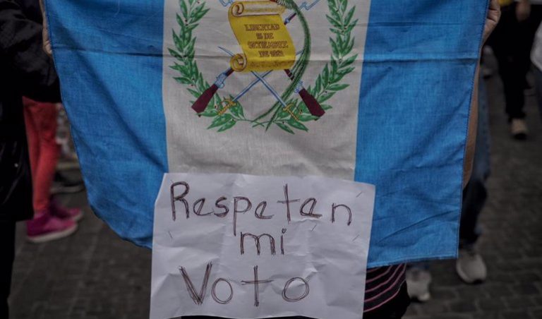 Estados Unidos sanciona a casi 300 personas por socavar la democracia en Guatemala