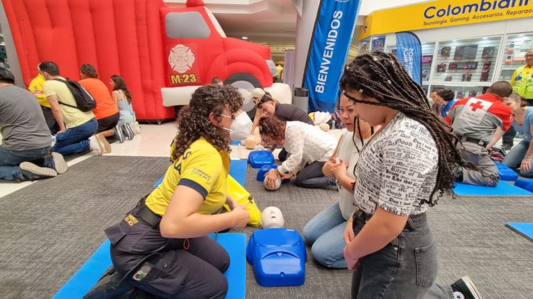 30 instructores capacitarán en reanimación cardíaca durante jornada gratuita en la UCR