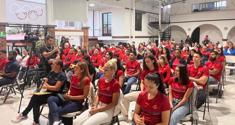 Gobierno brinda reconocimiento a los deportistas que conquistaron 33 medallas en San Salvador 2023