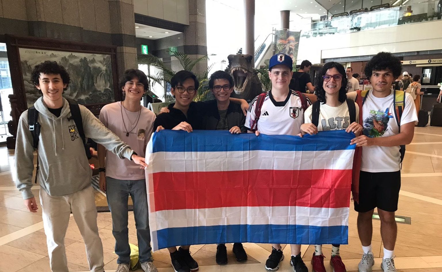 Imagen principal del artículo: Jóvenes costarricenses destacan en Olimpiada de Matemáticas en Japón