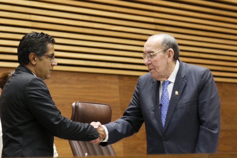 Congreso rechaza por falta de mayoría mociones de censura contra Nogui Acosta