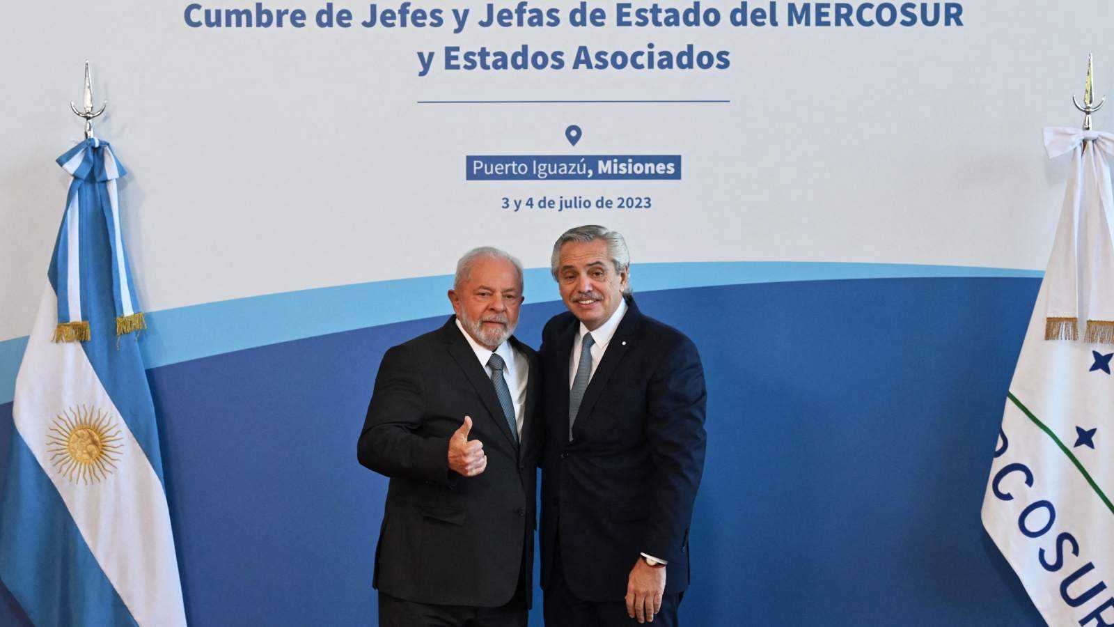 Imagen principal del artículo: Lula asume la presidencia del Mercosur