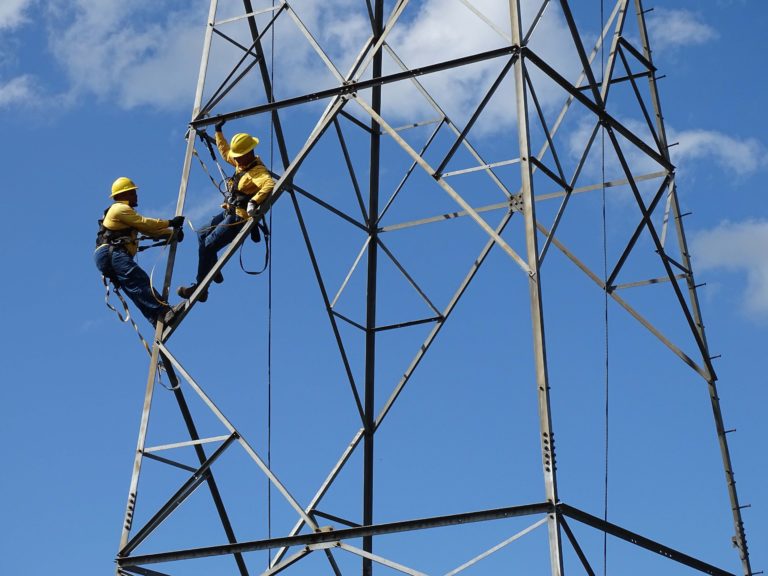 ICE y Aresep señalan que tarifas eléctricas no aumentarán en 2025