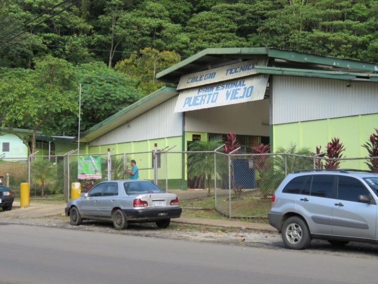 CTP de Sarapiquí acumula casi 10 años con conocidos problemas de infraestructura y salubridad