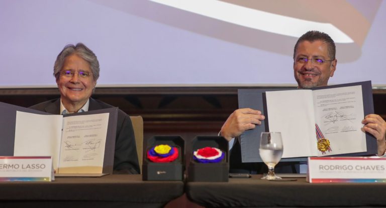 Corte Constitucional de Ecuador declara 'inconstitucionales' varios artículos del TLC con Costa Rica