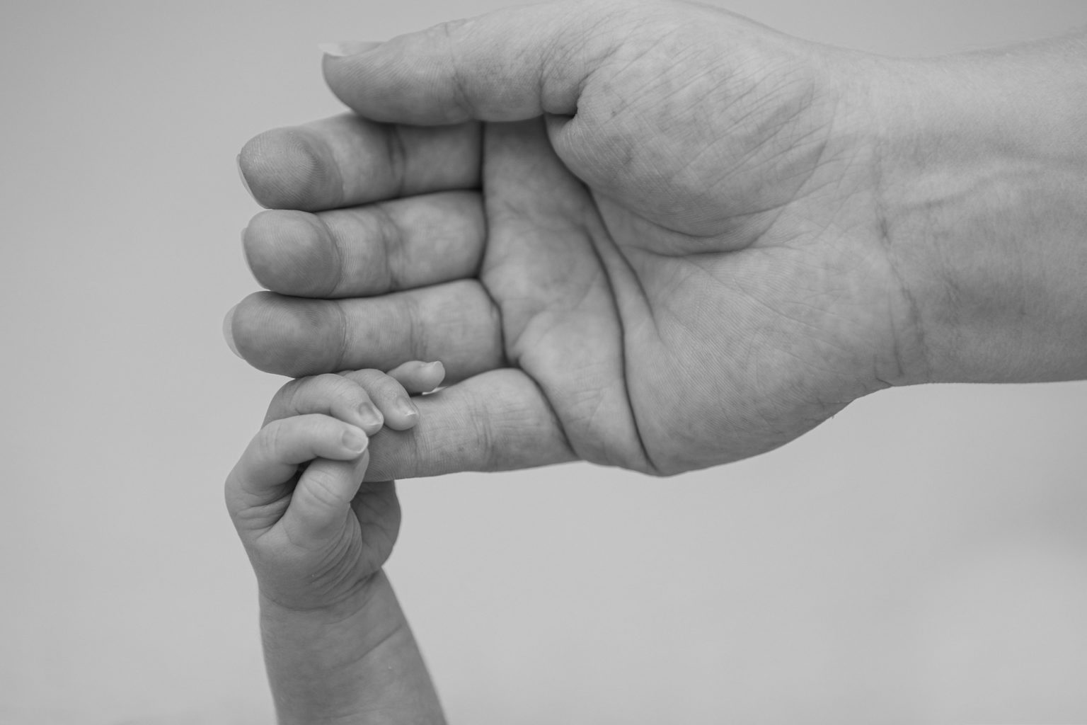 Imagen principal del artículo: El vínculo inquebrantable: explorando la comunicación entre madre e hijo/a