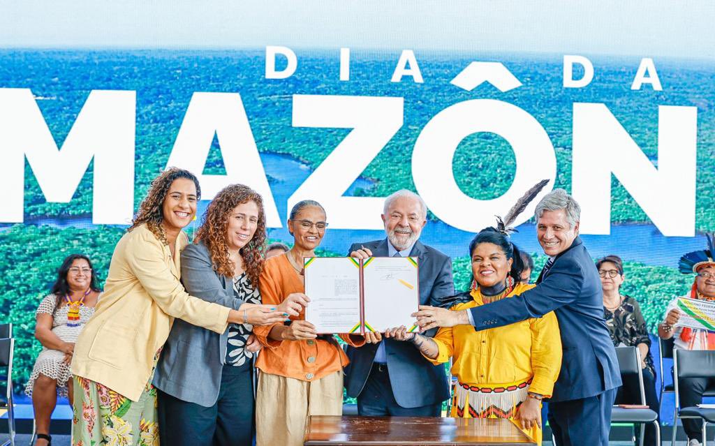 Imagen principal del artículo: En Día de la Amazonía Brasil demarca nuevos territorios indígenas y zonas protegidas