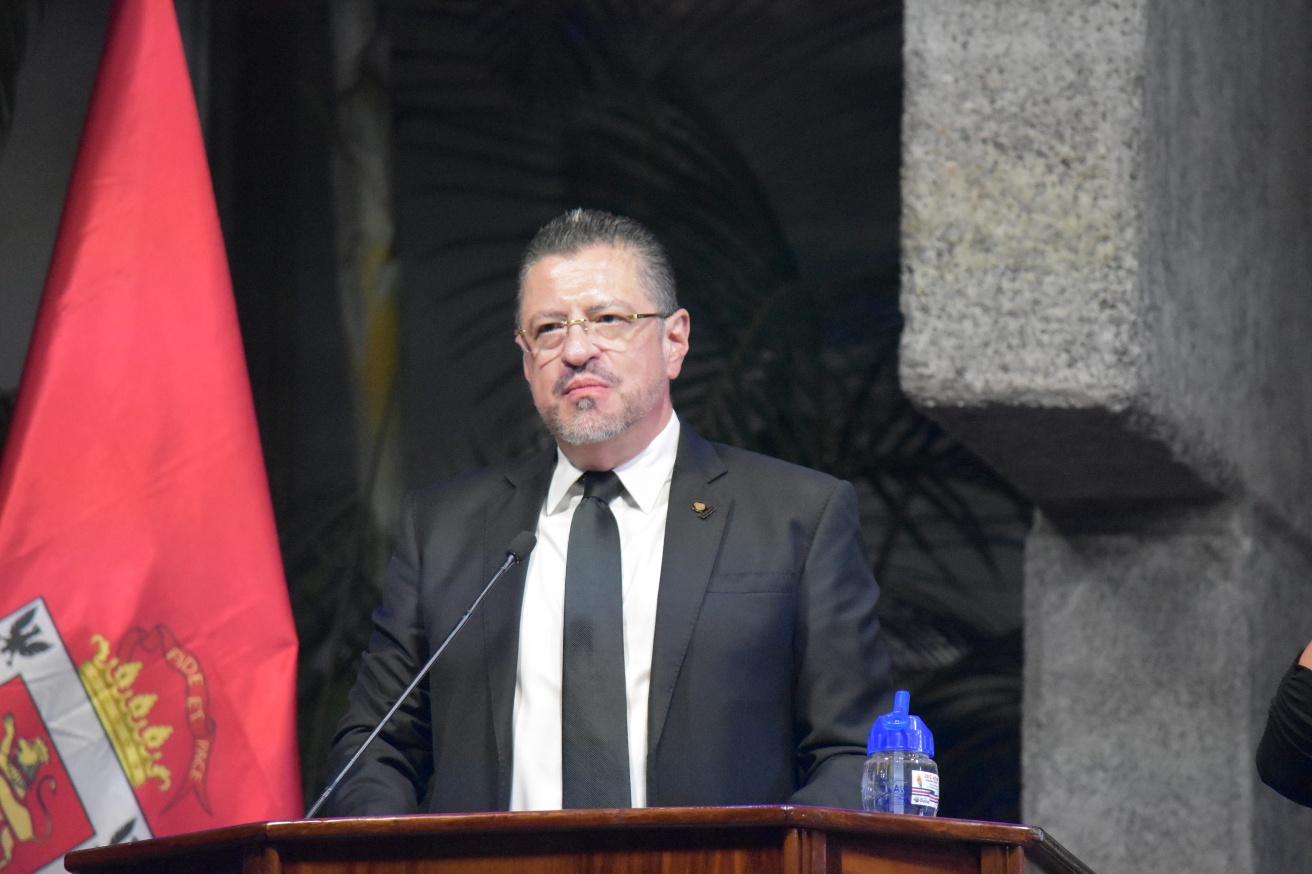 Por segunda vez Asamblea discutirá si levanta inmunidad a Chaves