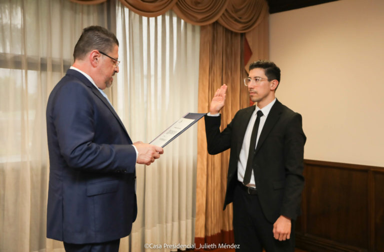 Renuncia el presidente del CNP, Adolfo Ramírez Carballo