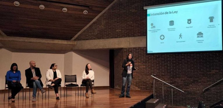 Presentan propuesta de reglamento para que municipalidades apliquen la Ley de Comercio al Aire Libre