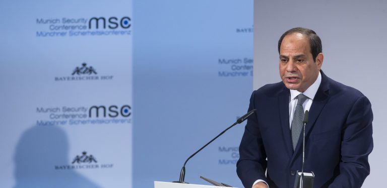 Egipto accede abrir corredor para ayuda humanitaria a Gaza