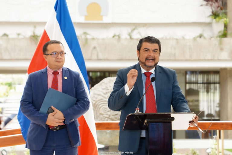 IAFA y profesionales en psicología critican declaraciones de ministro de Seguridad