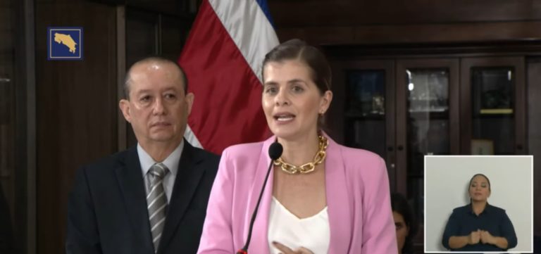 Mideplan: coordinación municipal no se resuelve “transformando las intendencias en cantones”