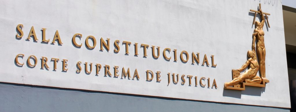 Sala IV anula disposiciones que permitían prolongar la vida útil de tanques de combustibles sin respaldo técnico