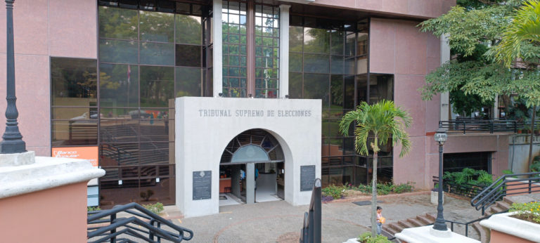 TSE suspende expulsión de 8 congresistas del PPSD