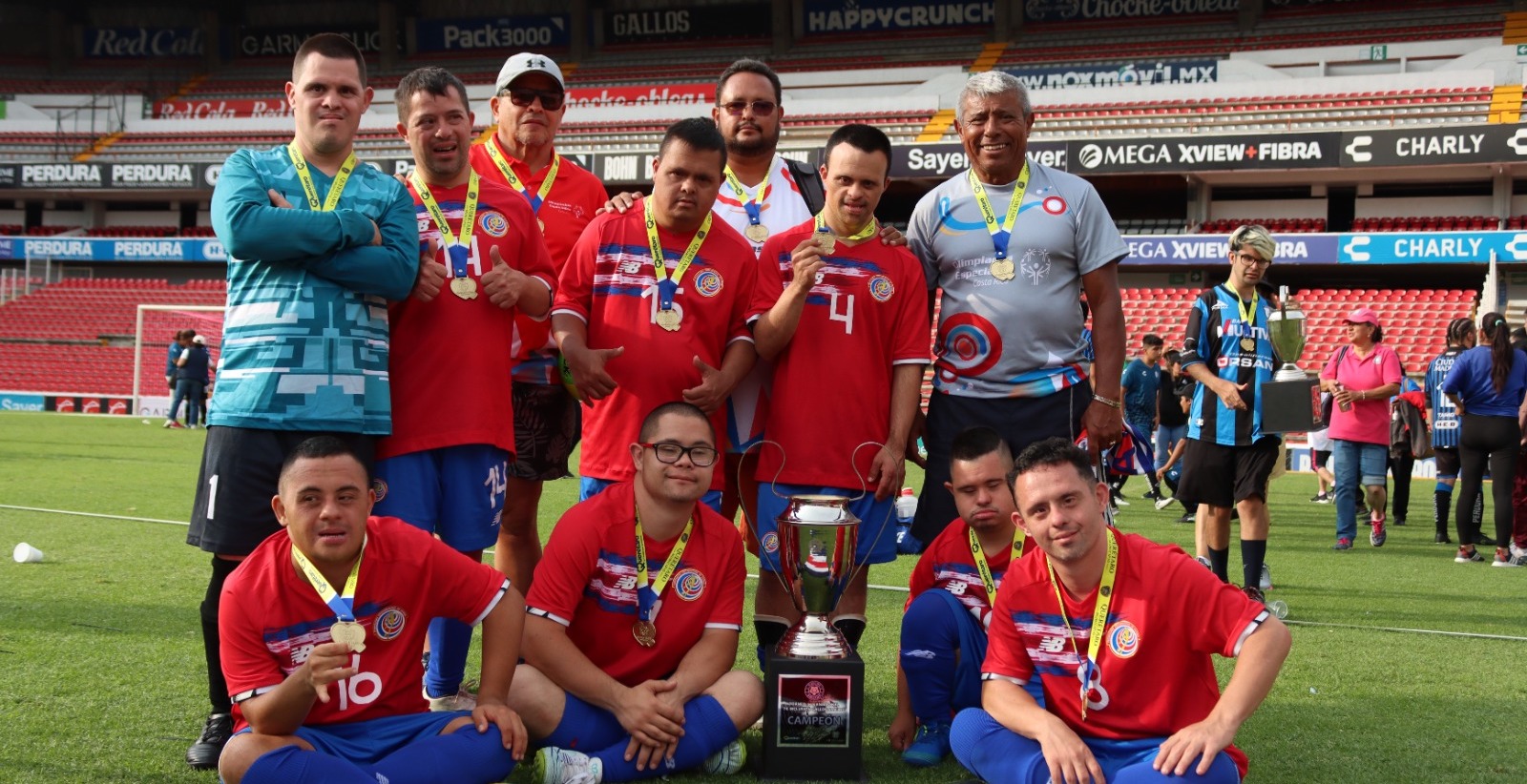 Imagen principal del artículo: Selección nacional de fútbol para personas con síndrome de Down triunfa en México