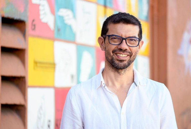 Convenio entre UCR y el Congreso busca democratizar el lenguaje legislativo para toda la población