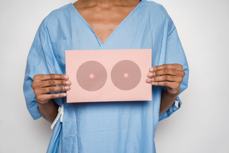 2022 registró 398 fallecimientos por cáncer de mama: Autoridades llaman a detección y diagnóstico temprano