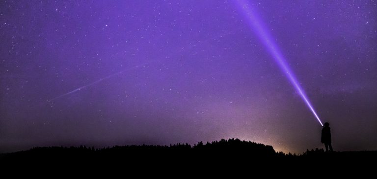 ¿Estamos solos en el Universo?