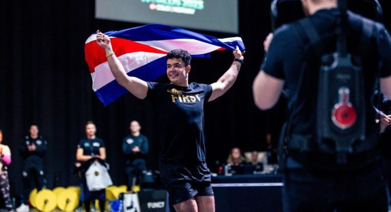 Atleta costarricense Leonardo Vindas se proclama campeón mundial juvenil de fitness funcional