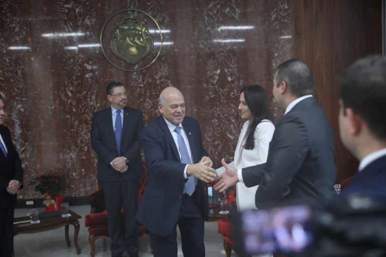 Supremos Poderes formarán grupo de trabajo para revisar proyectos de ley en materia de seguridad