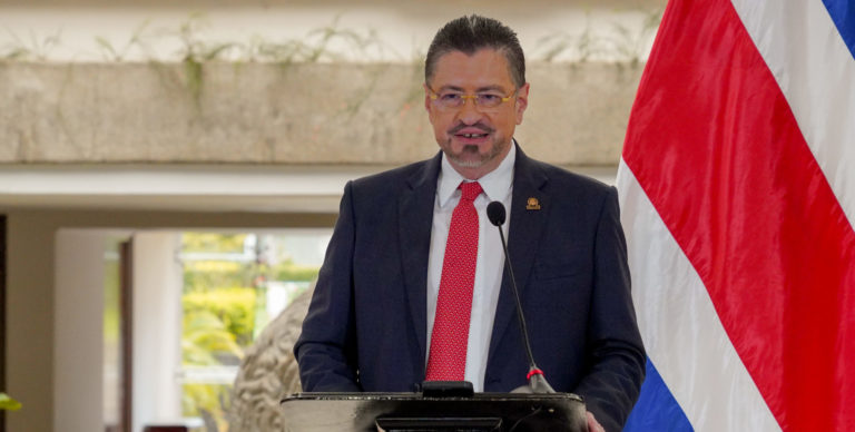 IPLEX denuncia ataques a la prensa en Casa Presidencial y exige respeto a la libertad de expresión