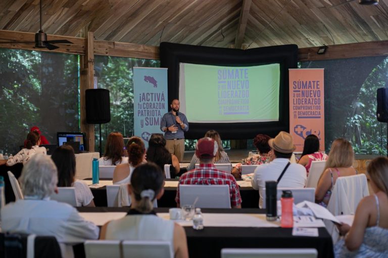 Buenas noticias: Delfino.CR y +Costa Rica unirán fuerzas