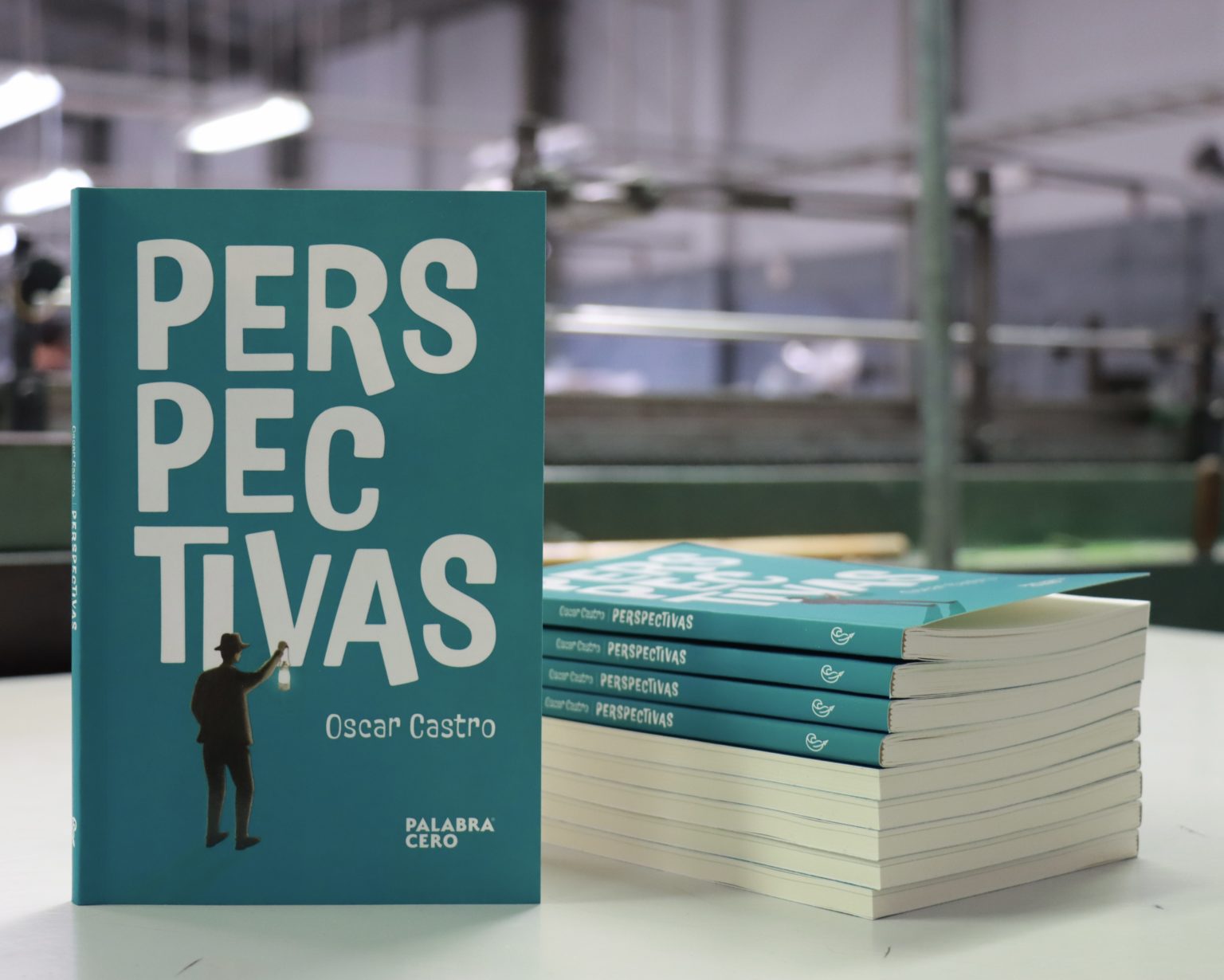 Imagen principal del artículo: Este jueves se presenta "Perspectivas", el nuevo libro de Oscar Castro