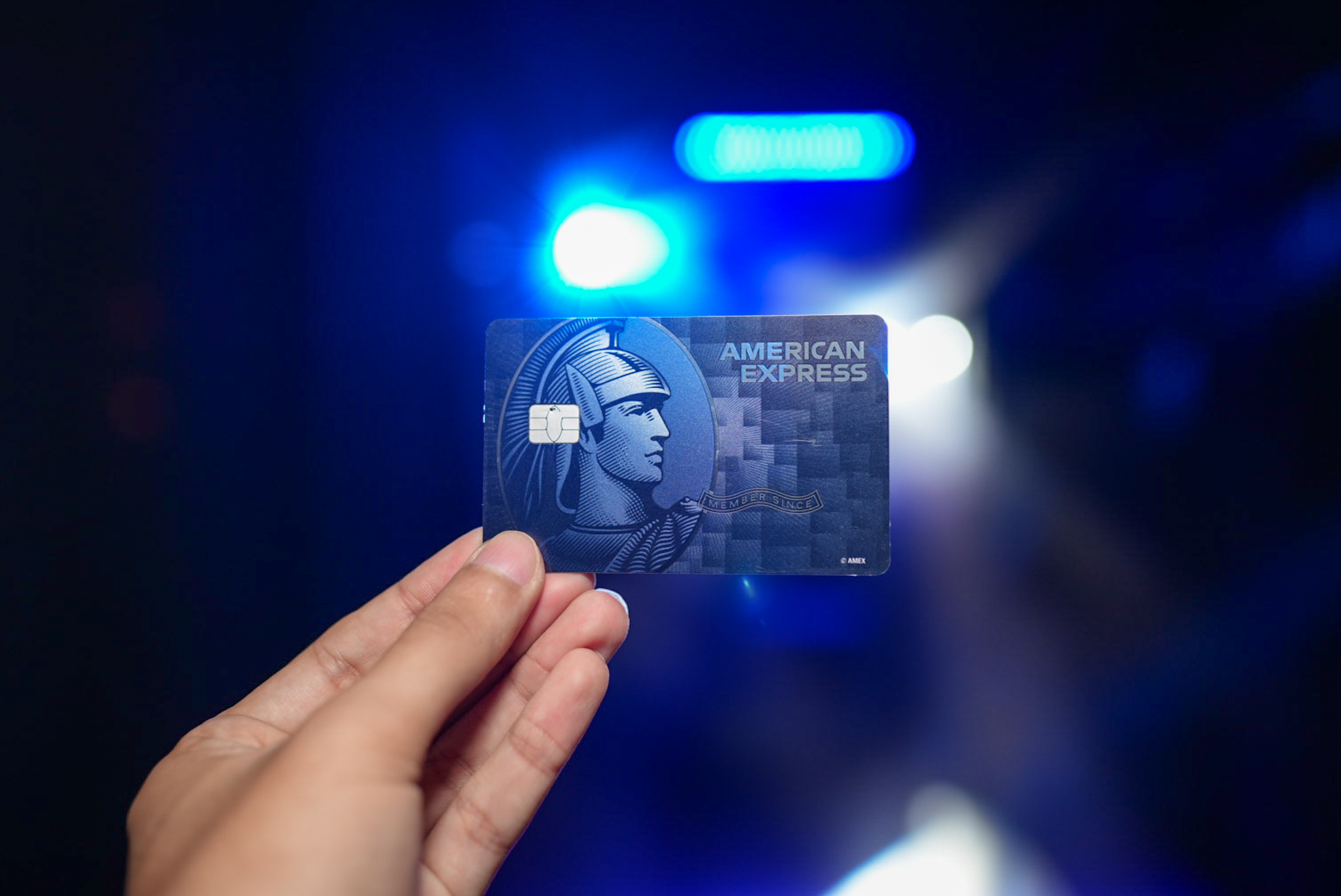 Imagen principal del artículo: BAC y American Express renuevan tarjeta que tiene como público meta las personas jóvenes