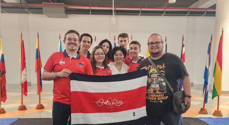 Estudiantes de Alajuela obtuvieron medalla de plata en Olimpiada Latinoamericana de Astronomía y Astronáutica