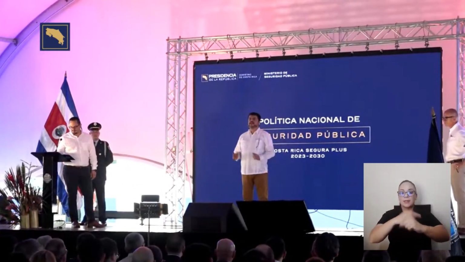 Imagen principal del artículo: Gobierno anuncia política de seguridad con meta de bajar homicidios a 480 para el año 2030
