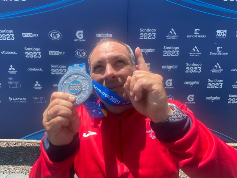 Nueve años después de su accidente, tico Diego Quesada gana plata en los Parapanamericanos 2023