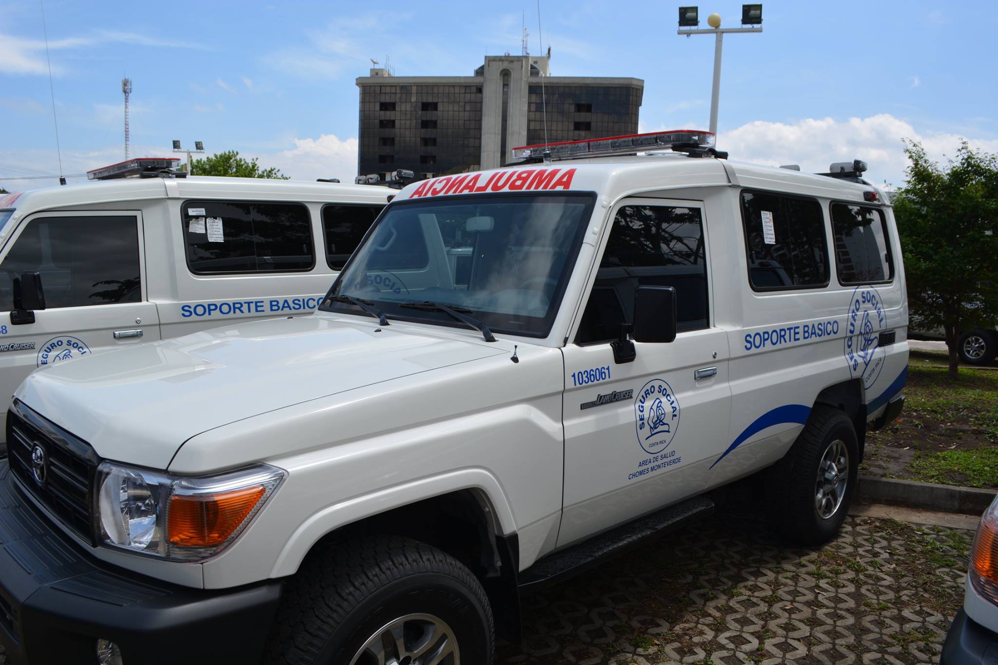 Imagen principal del artículo: Funcionario del Hospital Tony Facio detenido por traslado de drogas en vehículo de la CCSS