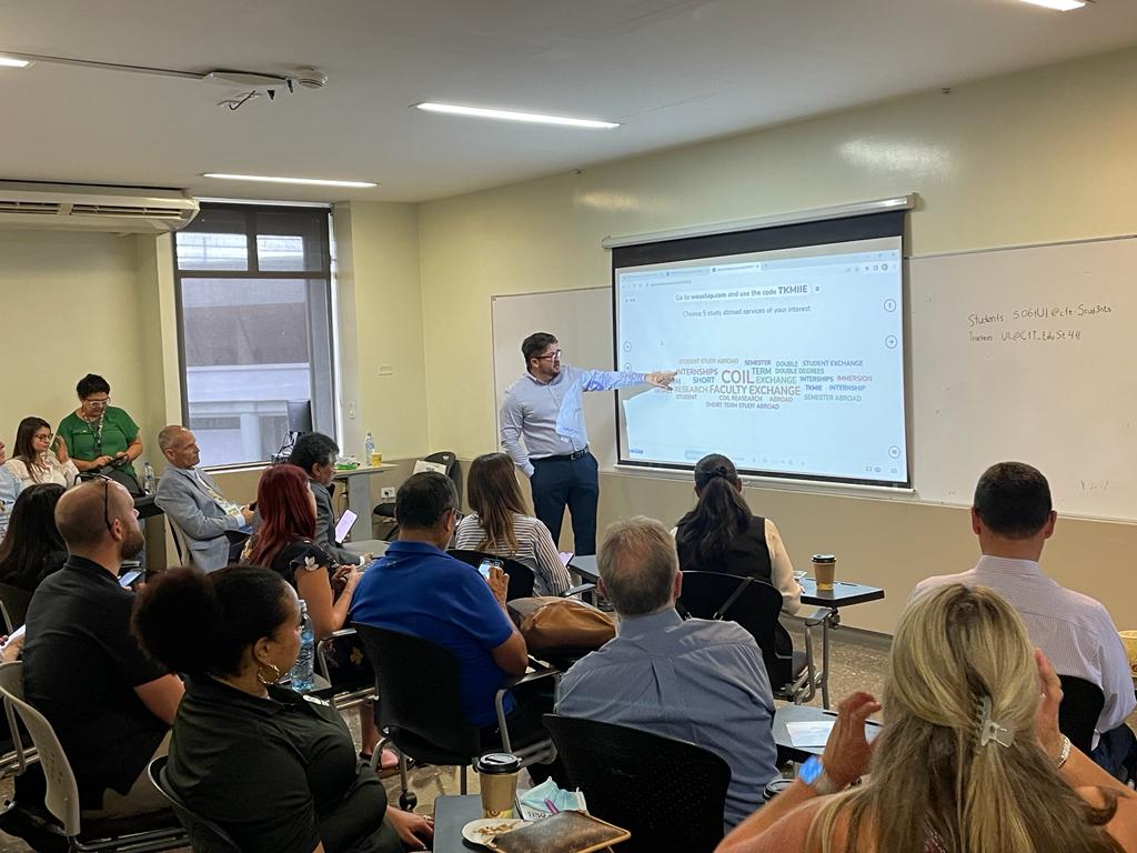 Imagen principal del artículo: Ulacit busca reclutar jóvenes limonenses para 100 becas universitarias