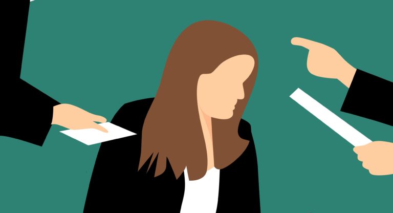 A las trabajadoras les cuesta reconocer actos de acoso laboral