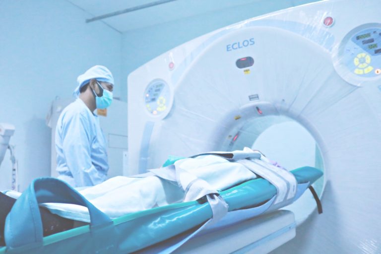 Campaña de detección temprana de cáncer de pulmón realizará 100 tomografías gratuitas