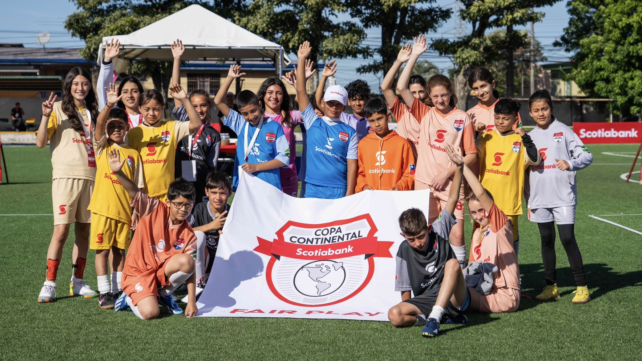 Imagen principal del artículo: Costa Rica albergó copa internacional de fútbol para niños y niñas en vulnerabilidad social de Latinoamérica