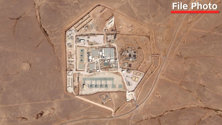 Estados Unidos alista represalias tras ataque a una base en Jordania que mató a tres de sus militares