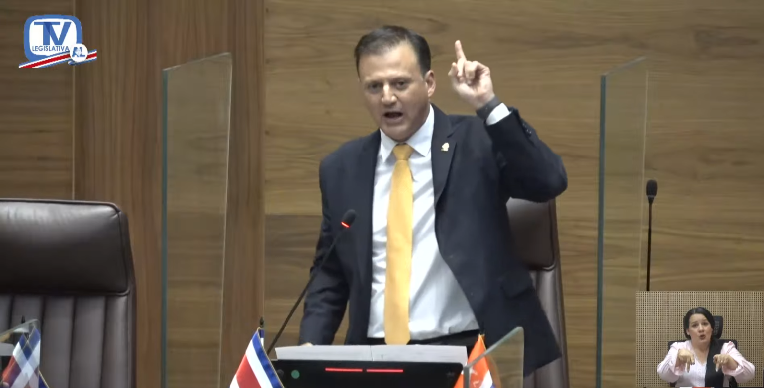 Imagen principal del artículo: Diputado vivió experiencia de "falso secuestro virtual" durante el fin de semana