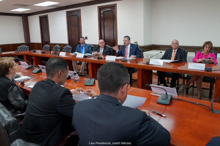 Estos son los 10 proyectos para combatir la inseguridad que acordaron los Supremos Poderes