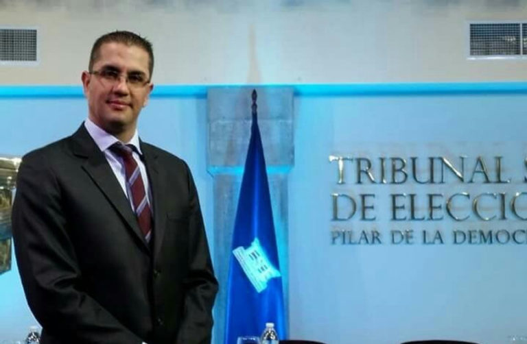 Suspenden a alcaldes de Pérez Zeledón y Buenos Aires por irregularidades