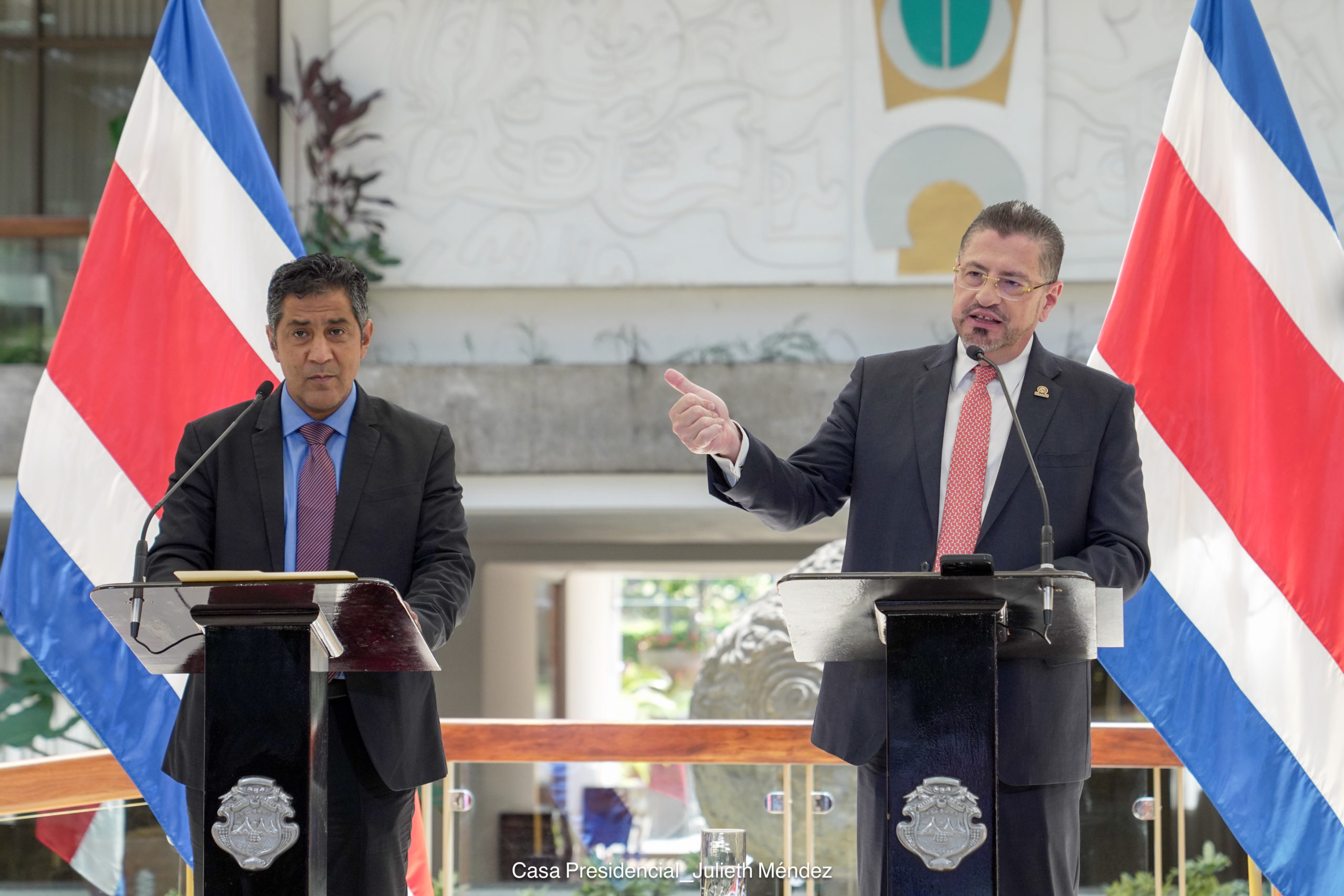 Imagen principal del artículo: Chaves recrimina a Uccaep votos de sus representantes en Junta de la CCSS