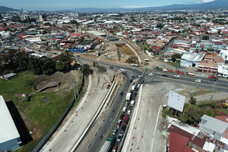 A partir del martes 13 de febrero se aplicarán desvíos en intersección de Calle Blancos