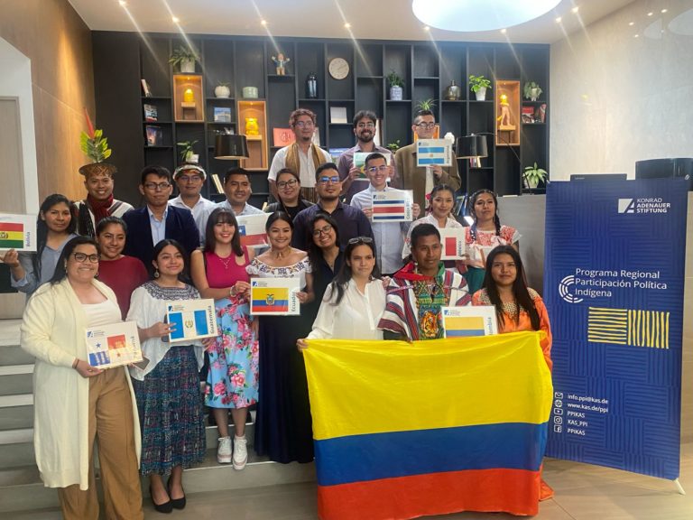 Diálogo intercultural 2024: Cultura Shipibo-Konibo en la comunidad indígena de Cantagallo en Lima, Perú.